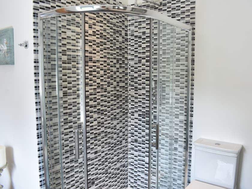 Shower room | Elleray Cottage, Windermere