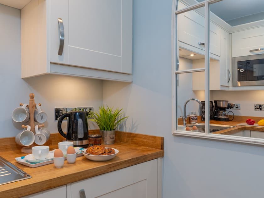 Kitchen | Apartment 7, Barrington Road, Torquay 