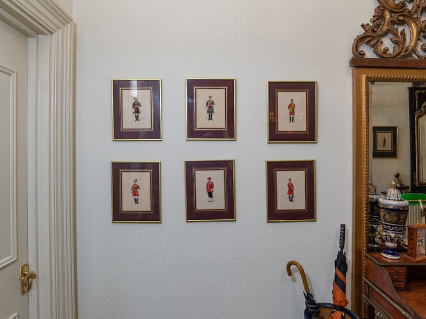 Hallway | Apartment 7, Barrington Road, Torquay 