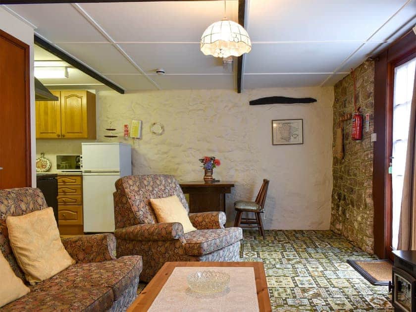 Light and airy open plan living space | Lower Chinkwell - Wooder Manor, Widecombe-in-the-Moor, near Bovey Tracey