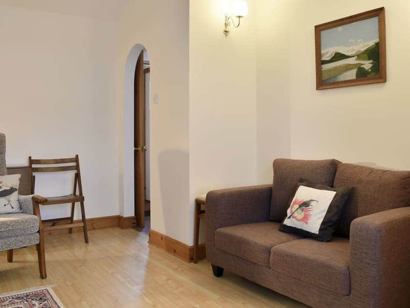 Comfortable living/ dining room | Spey Cottage, Aberlour