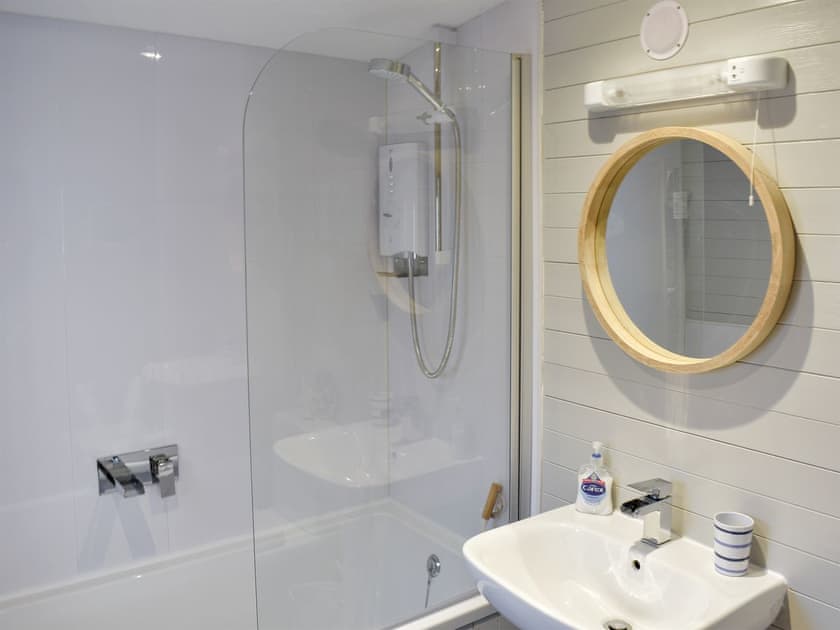 Bathroom | Culver Chalet, Bembridge, near Sandown