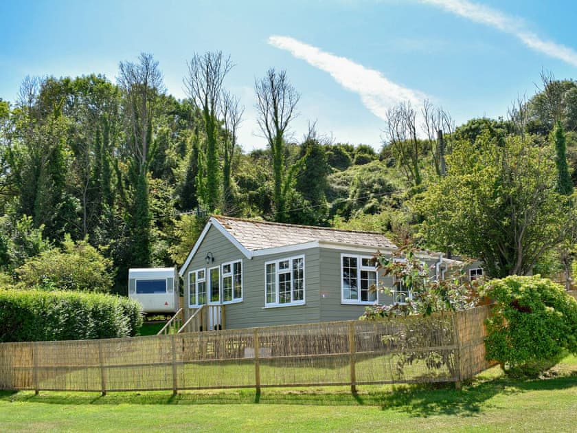 Wonderful holiday home | Culver Chalet, Bembridge, near Sandown