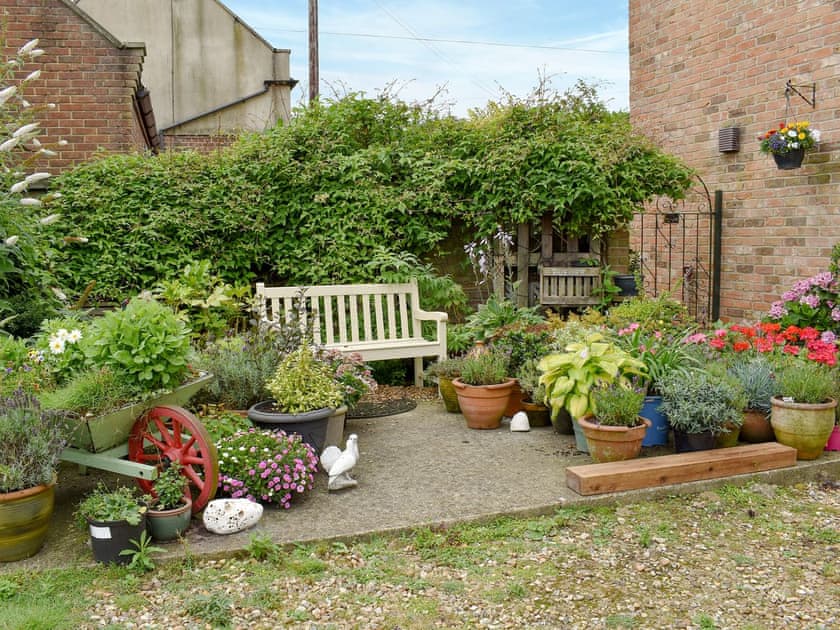 Garden and grounds | Bramley Lodge Annex, Clenchwarton, near King’s Lynn