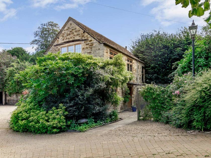 Outstanding holiday home | Stable Cottage, Uley, near Dursley