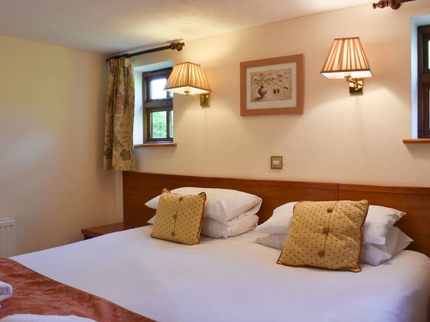 Double bedroom | The Dairy - Sid Valley Cottages, Sidbury, near Sidmouth
