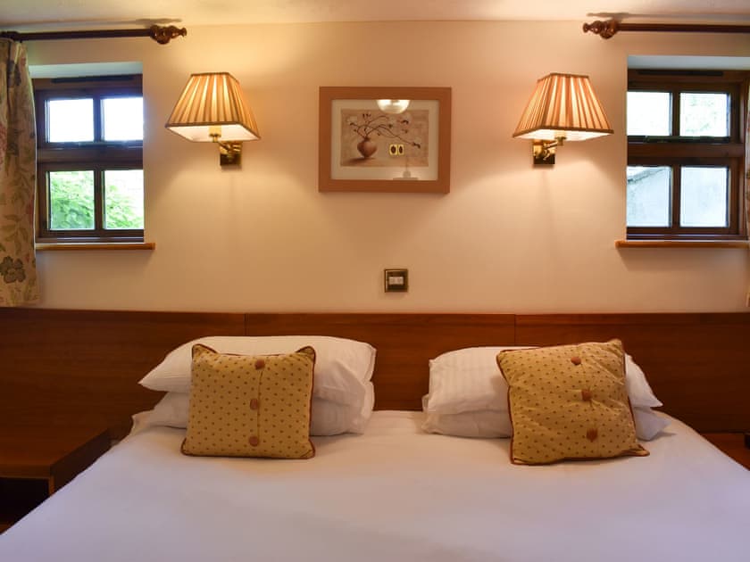Double bedroom | The Dairy - Sid Valley Cottages, Sidbury, near Sidmouth