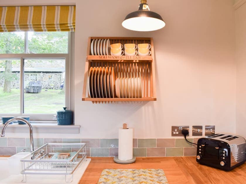 Kitchen/diner | The Lodge @ East Neuk Orchards - Self Catering @ East Neuk Orchards, Pittenweem, near Anstruther