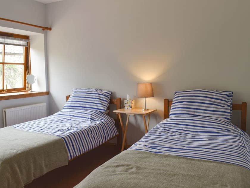 Twin bedroom | The Cottage at Cauldcoats, Near Linlithgow