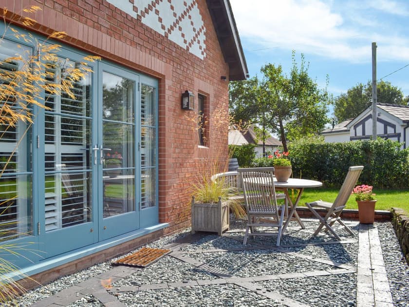 Woderful patio area | The Hen House at The Old Parsonage, Cotebrook, near Taporley