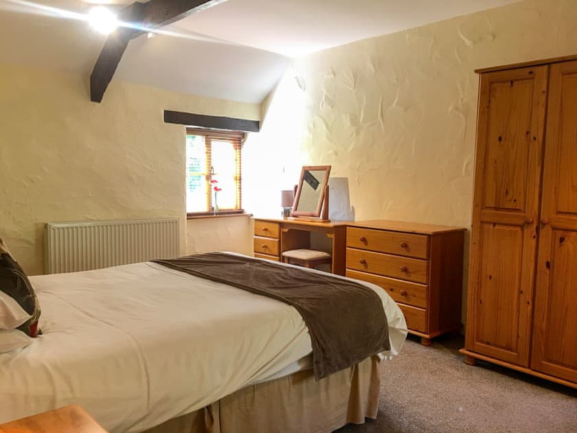 Tranquil double bedroom | Porth Cottage - Carnebo Farm, Goonhavern, near Newquay