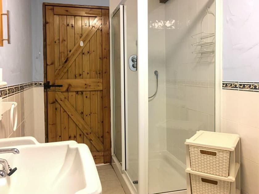 Shower room | Porth Cottage - Carnebo Farm, Goonhavern, near Newquay