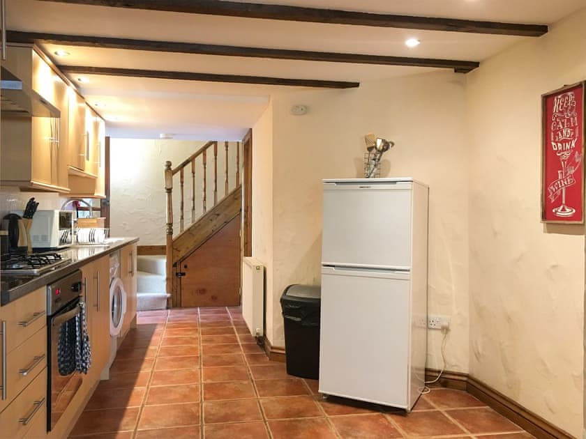 Kitchen  | Crantock Cottage - Carnebo Farm, Goonhavern, near Newquay