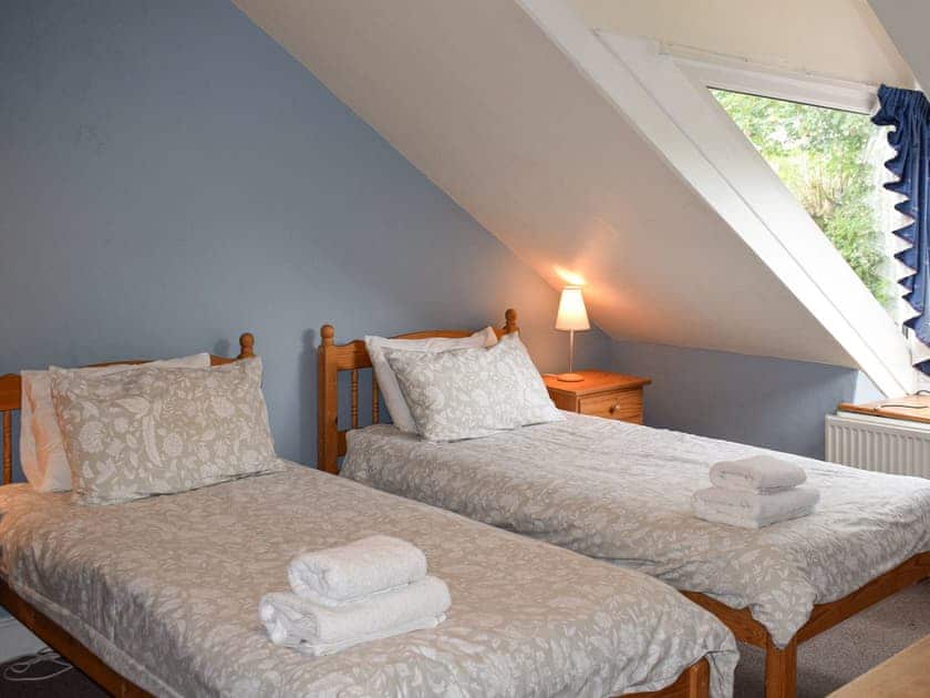 Twin bedroom | Lake View Apartment, Bowness on Windermere