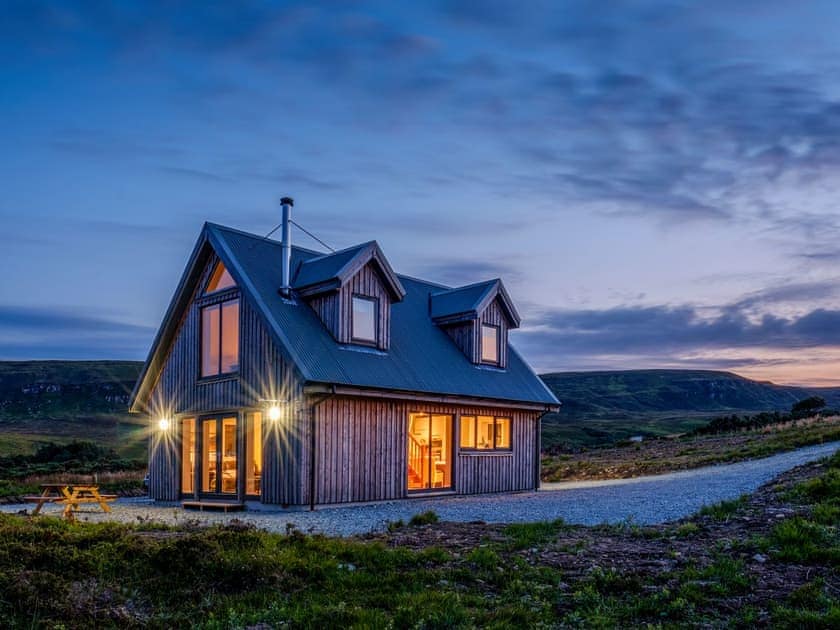 Striking holiday lodge | 17a Husabost, Husabost, near Dunvegan