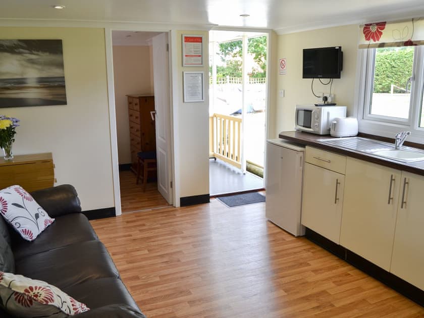 Open plan living space | Simpson’s Boatyard- Olive - Simpson’s Boatyard, Stalham