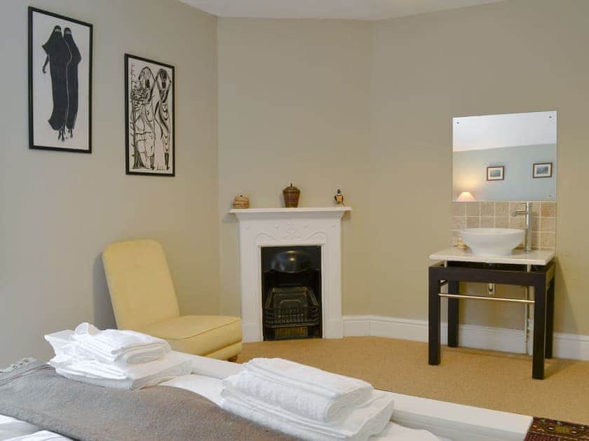 Attractive double bedroom | Trevene, Buttermere, near Keswick