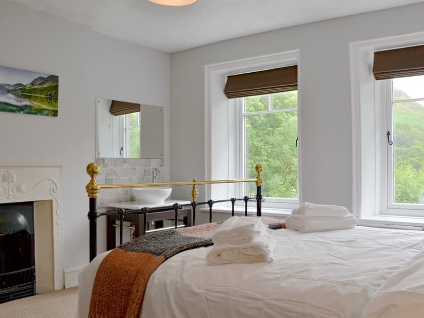 Well presented double bedroom | Trevene, Buttermere, near Keswick
