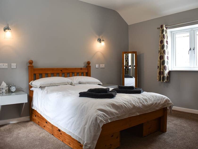 Double bedroom | Owl Cottage, Low Marishes, near Pickering