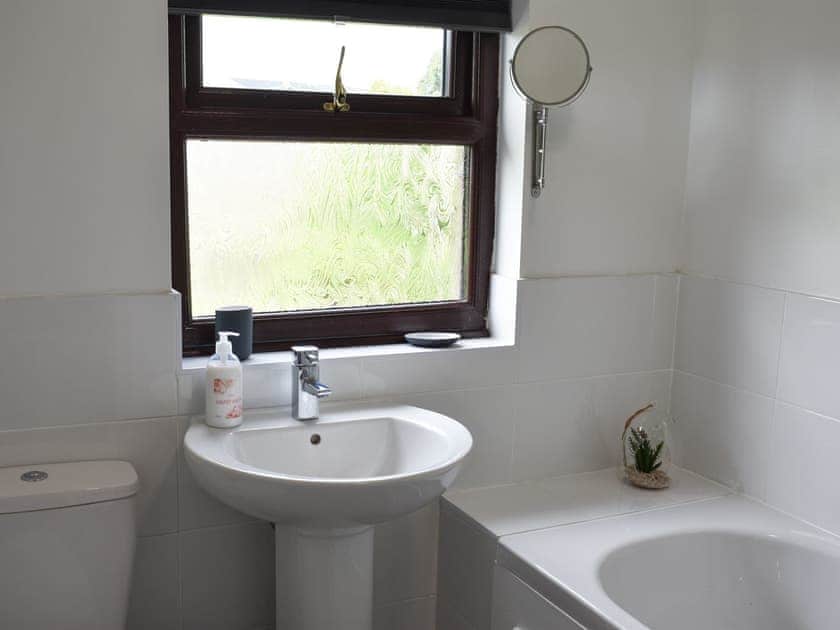Bathroom | The View, Horton-in-Ribblesdale, near Settle