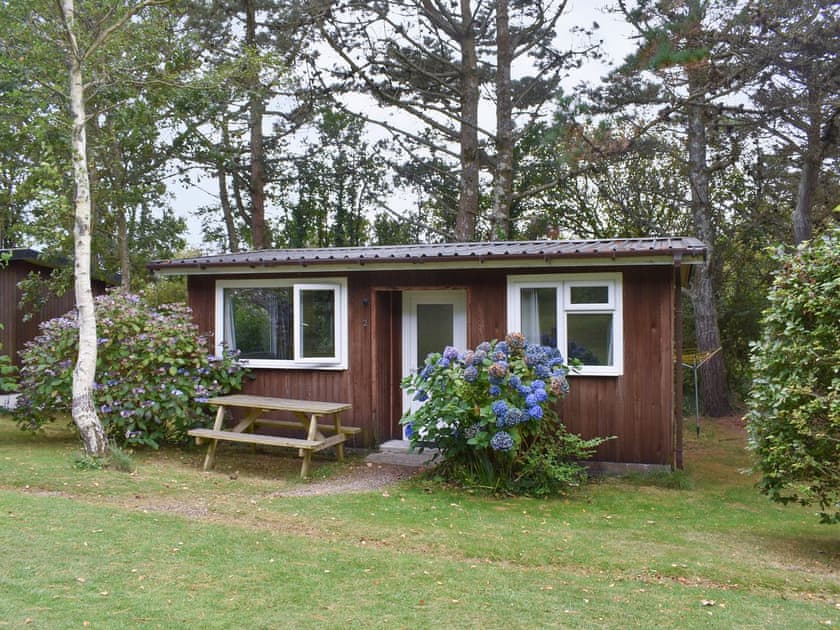 Mount Hawke Holiday Bungalows Chalet 3 in Mount Hawke, near Redruth