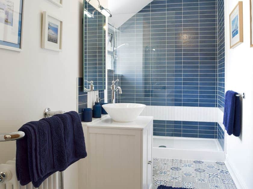 Bathroom | Dove Cottage, Pontyates, near Kidwelly