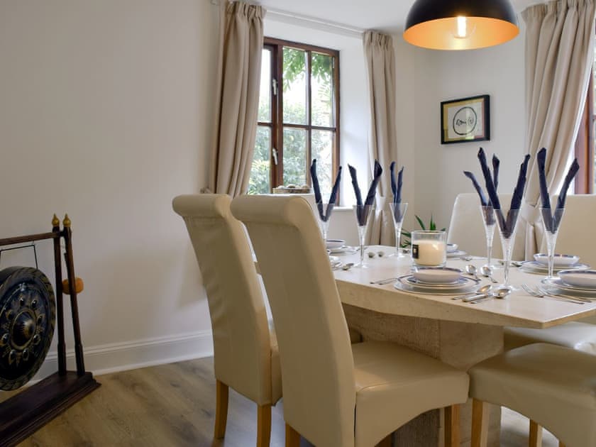 Charming dining room | The Long House, Middle Aston, near Bicester