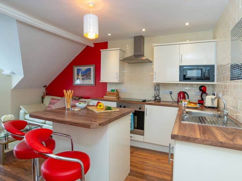 Lovely modern kitchen | The Starfish - Harbour Lights, Brixham
