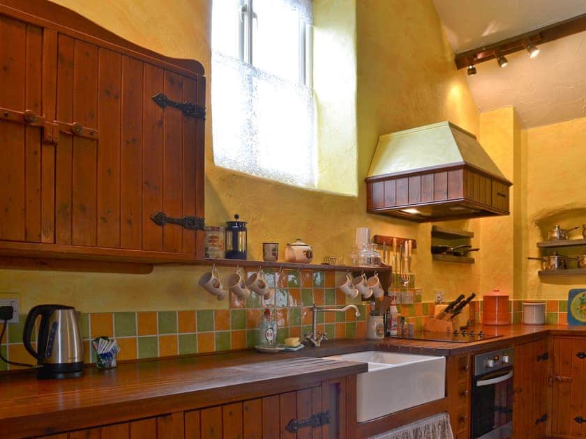 Kitchen with Belfast sink | Provence - Tregrill Farm Cottages, Menheniot, near Liskeard