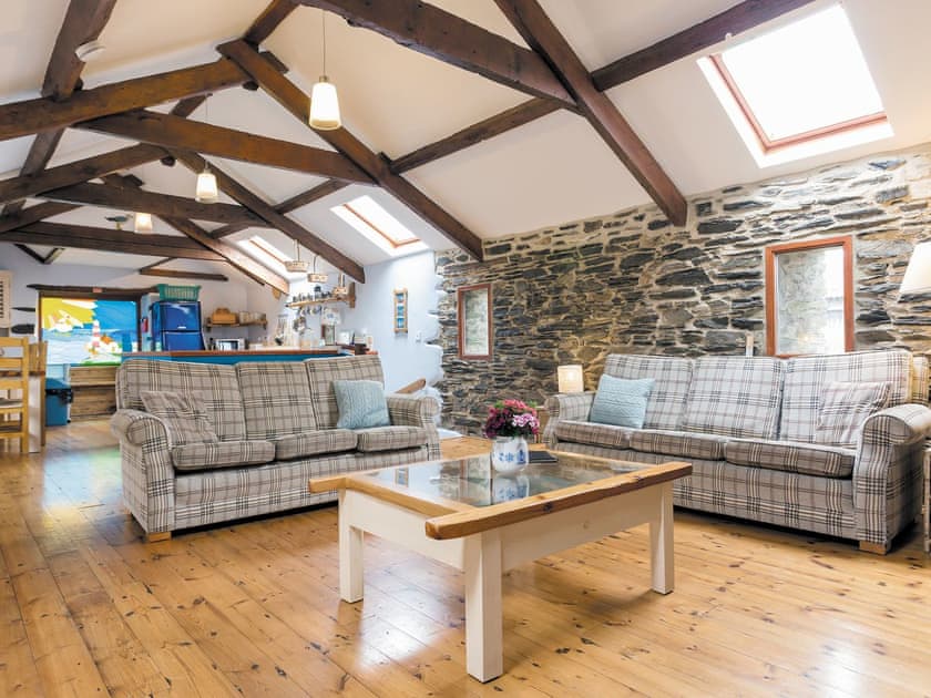 Open plan living space | New England - Tregrill Farm Cottages, Menheniot, near Liskeard