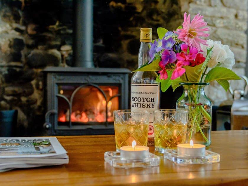 Relaxing living room | Honeycott, Llangattock, near Crickhowell