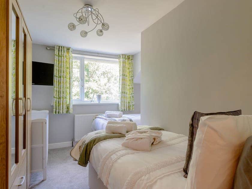 Twin bedroom | Honeycott, Llangattock, near Crickhowell