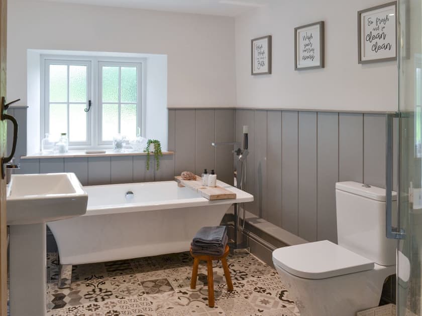 Family bathroom with bath and separate shower cubicle | Grace Cottage, High Bickington, near Great Torrington