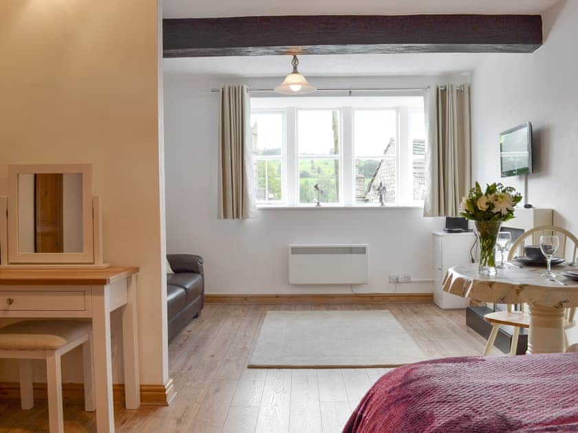 Light and airy living spaces | Weavers Houses - The Weavers House, Hayfield, near Buxton