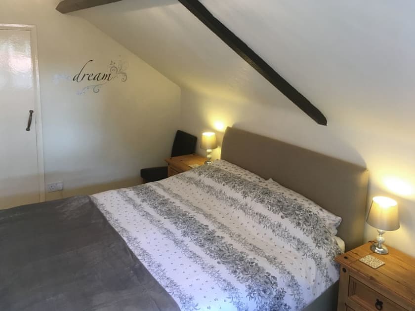Park house’s third double bedroom (zip and link) | Park House, Harlaxton, near Grantham