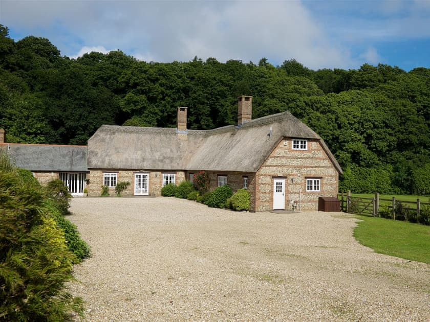 Delightful buildings with gravel drivves and forecourts | Greenwood Grange Cottages, Higher Bockhampton, near Dorchester
