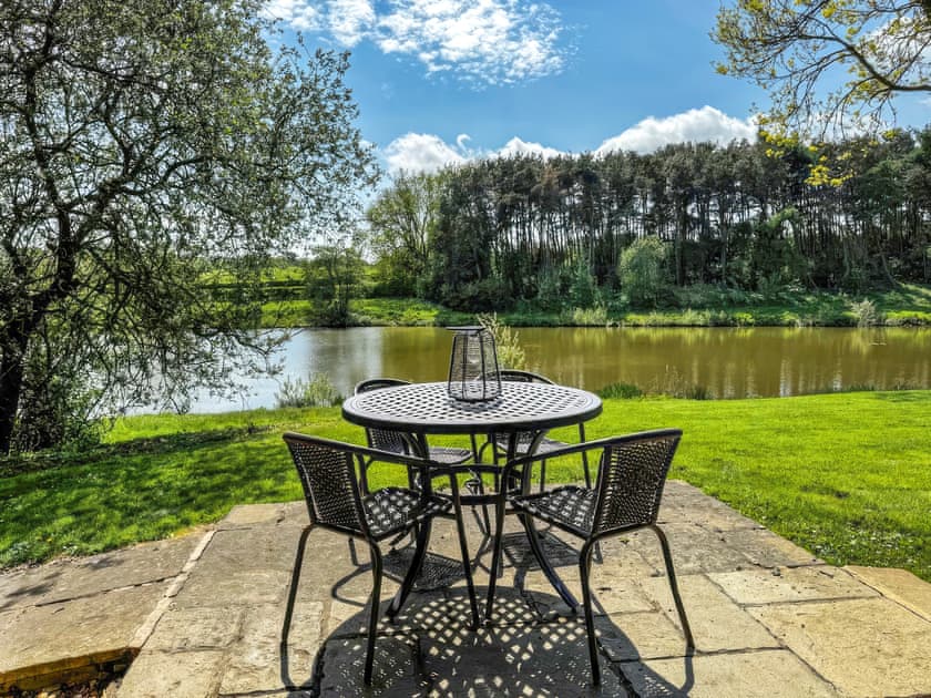 Beautiful view from the holiday home | Kingfisher Lodge, Hagworthingham