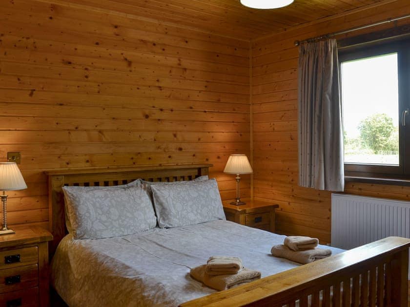 Double bedroom | West Middlewick Farm - Dartmoor - West Middlewick Farm , Nomansland, near Tiverton
