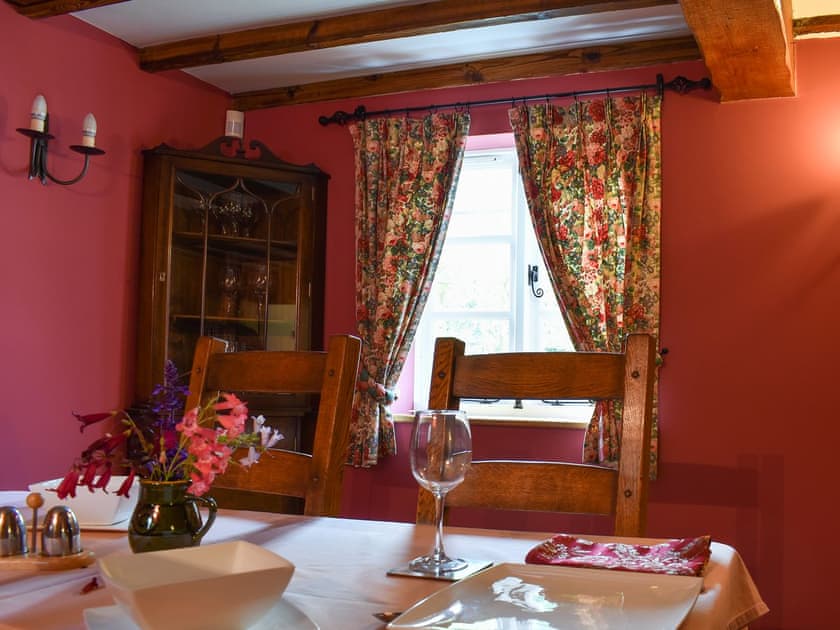 Dining room | Potter’s Cottage, Little Blakenham, near Bramford