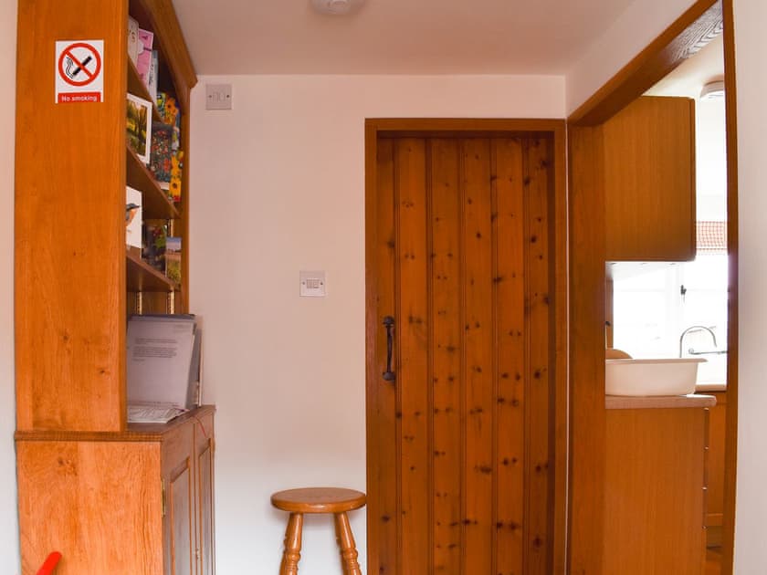Hallway | Potter’s Cottage, Little Blakenham, near Bramford