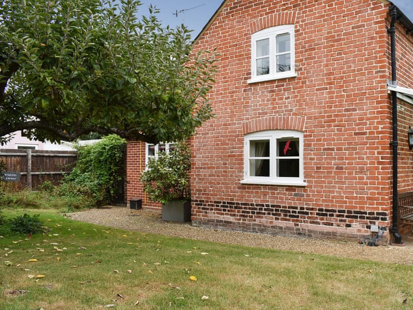 Garden | Potter’s Cottage, Little Blakenham, near Bramford