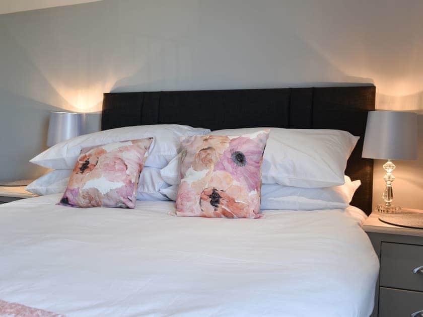 Double bedroom | Treacle Cottage - Boon Town Farm, Warton, near Carnforth