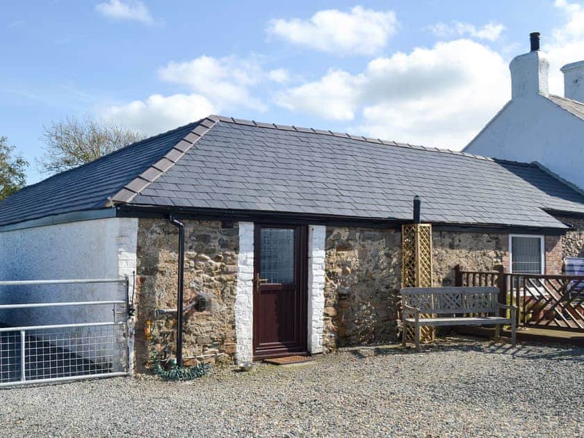 Sitting-out-area | Penrhos Bach, Carmel, near Llangefni