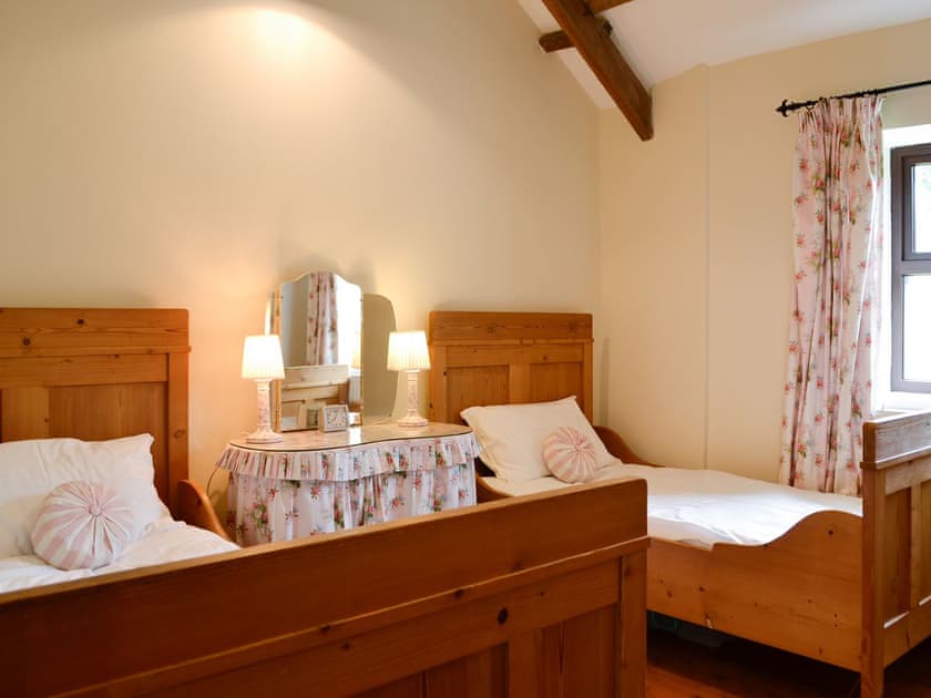 Charming bedroom with twin single beds | Ty Hir, Pontyates, near Kidwelly