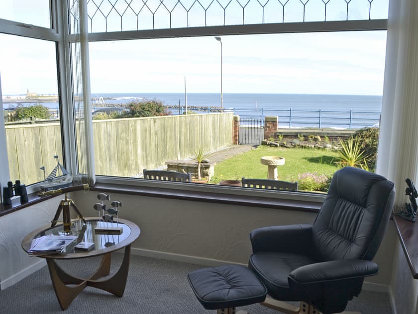 Welcoming living room | Violet Cottage, Newbiggin-by-the-Sea