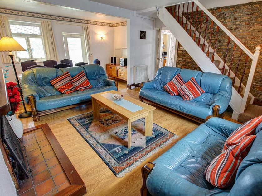 Beautifully presented living/dining room | Pleasant Maris, East Ogwell, near Newton Abbot