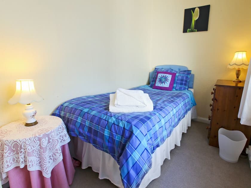 Cosy single bedroom | Pleasant Maris, East Ogwell, near Newton Abbot