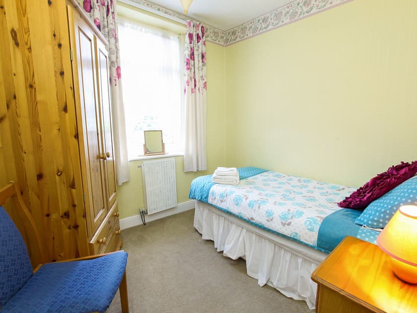 Comfy single bedroom | Pleasant Maris, East Ogwell, near Newton Abbot