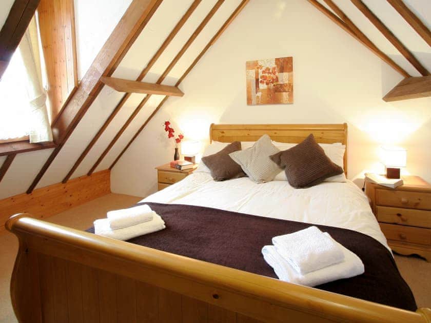 Double bedroom | Threpney Cottage - Polean Farm Cottages, Pelynt, near Looe