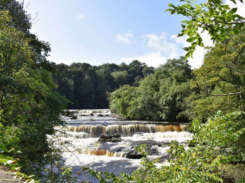 Picturesque surrounding area | Grassgarth Cottage, Redmire, near Leyburn